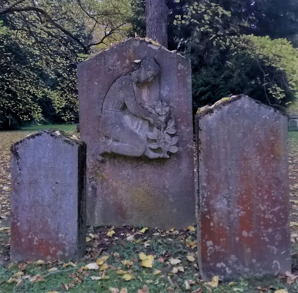 November 2021 Stadtfriedhof3